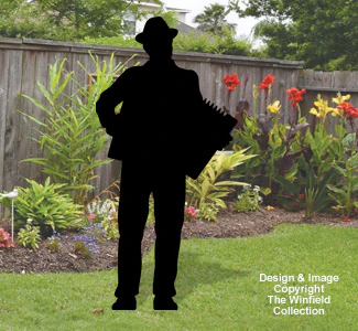 Accordion Player Yard Shadow Pattern